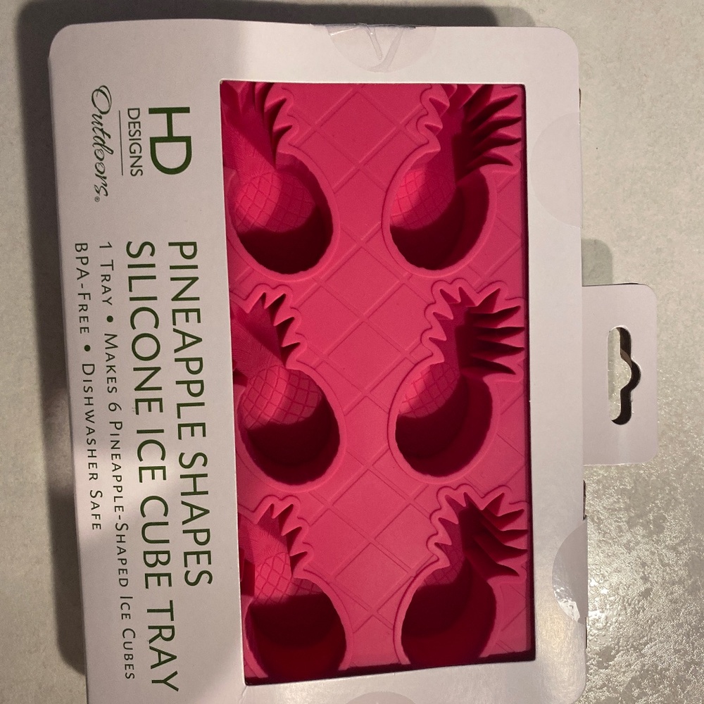 COPY - NWT Ice cube tray